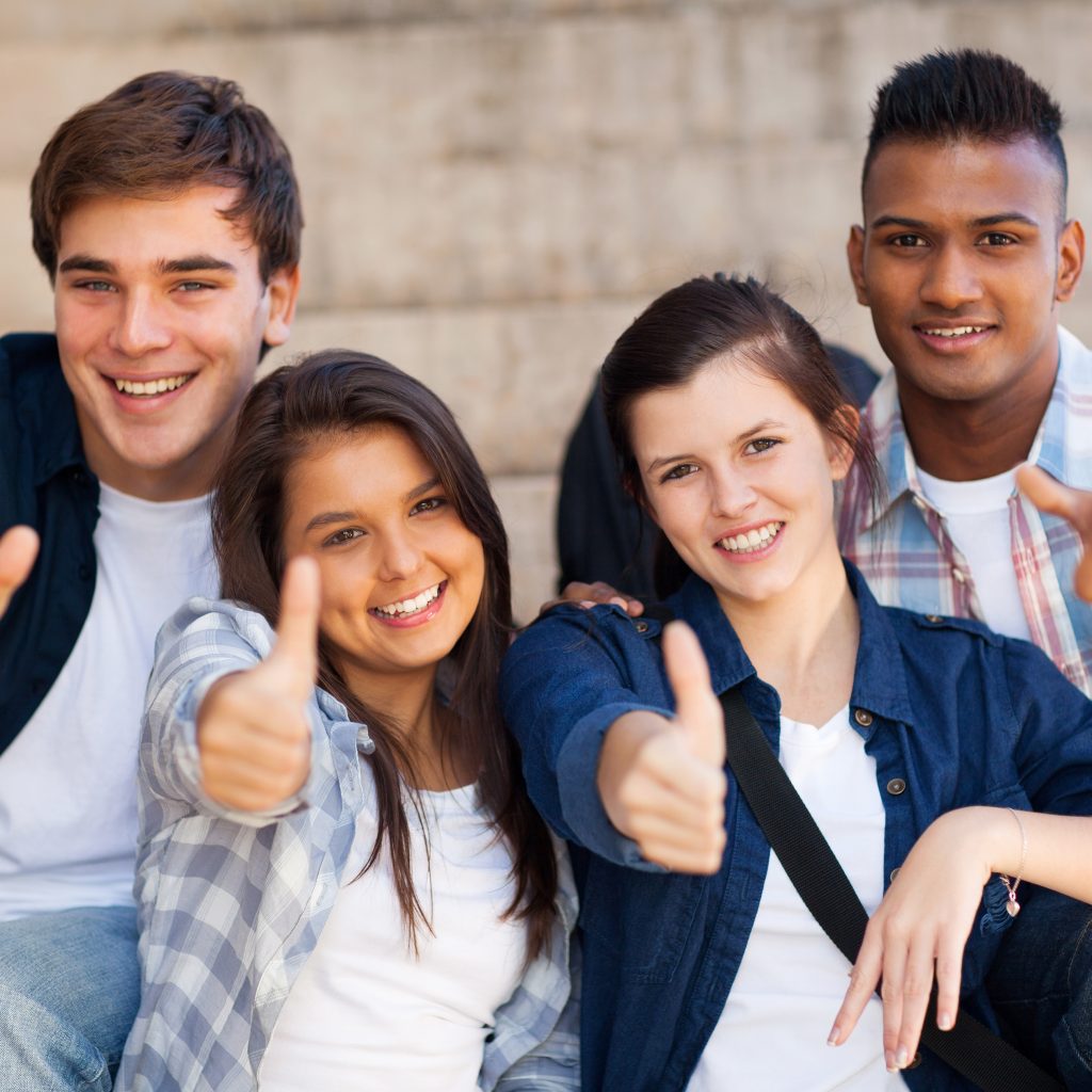 Doing great. Spanish School. Teenagers Volunteers. Student smile. School student.